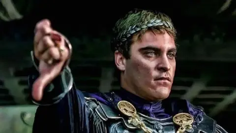 GLADIATOR: ESTOICISMO FRENTE A CORRUPCIÓN