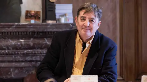 Luis Garc&iacute;a Montero, en su despacho en el Cervantes - Foto de Jorge VillaServimedia