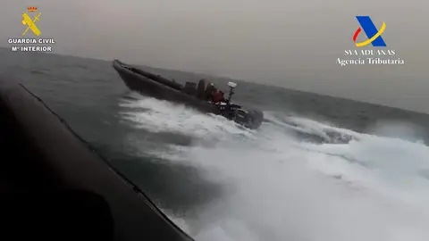 Intervenidas varias embarcaciones relacionadas con el tr&aacute;fico de drogas en costas andaluzas&nbsp; - Servimedia