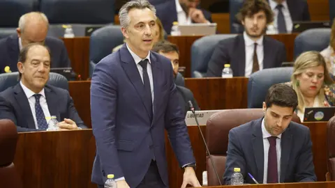 El consejero Novillo durante el debate de la ley - Comunidad de Madrid