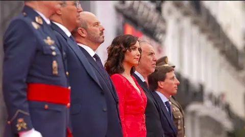 Díaz Ayuso, en el acto cívico-militar en homenaje a  los Héroes del 2 de Mayo de 1808 de 2024 - Comunidad de Madrid