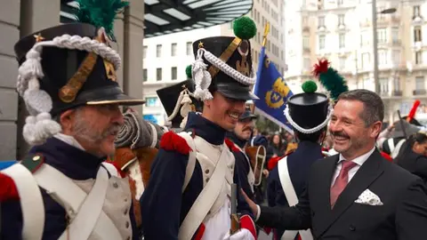 El consejero de  Cultura, Turismo y Deporte, Mariano de Paco Serrano presente en la recreaci&oacute;n hist&oacute;rica del 2 de Mayo - Comunidad de Madrid