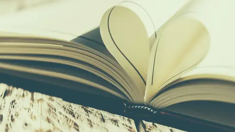 Premio Internacional de Poesía “Gabriela Mistral” 2024 - lifeforstock