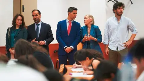 El consejero de Educaci&oacute;n, en la primera jornada de la EvAU - Comunidad de Madrid