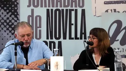 Llanegra 2024. Ricardo Magaz y Rebeca Martín presentan el libro Crímenes pregonados de Rebeca Martín