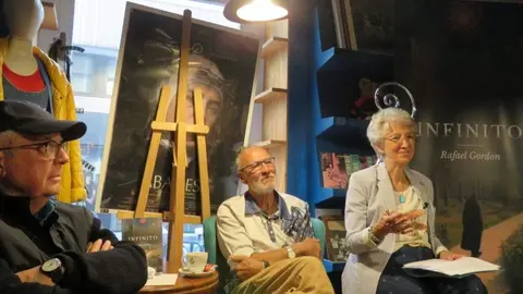 Rafael Gordon, L. Ramón G. del Pomar y 
Mariángeles Almacellas - José Belló