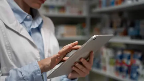 Farmacias Madrid - Freepik