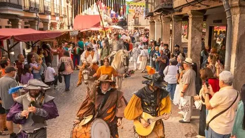 Mercado Cervantino Alcal&aacute; de Henares - Foto Ayuntamiento Alcal&aacute; de Henares