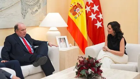 D&iacute;az Ayuso junto al alcalde de Lima - Comunidad de Madrid