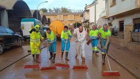 Voluntarios Madrid / 
Borja Carabante X