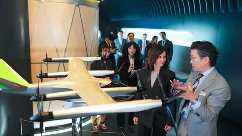 Isabel D&iacute;az Ayuso en las instalaciones de Hyundai - Foto Comunidad de Madrid