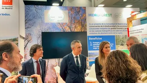 Carlos Novillo, en el estand del Ejecutivo regional del 7&ordm;  Congreso Nacional del Medio Ambiente - Foto Comunidad de Madrid