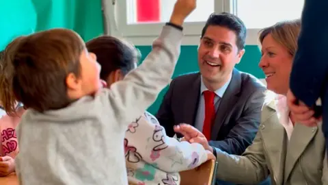 Viciana hoy en la sede  de Pozuelo del Rey del Colegio Rural Agrupado Vega de Tajuña - Foto Comunidad de Madrid