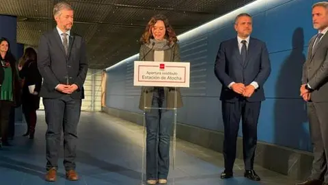 Isabel Díaz Ayuso, en la inauguración del nuevo vestíbulo de la Estación de Metro de Atocha - Foto Servimedia