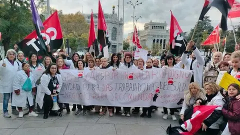 Trabajadoras del Servicio de Ayuda a Domicilio exigen soluciones ante salarios precarios y retrasos en los nuevos contratos