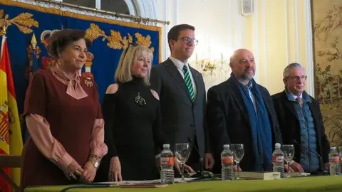 Rosario de la Cueva; Inma Jiménez Jorquera; 
José Antonio Rupérez Caño; Basilio Rodríguez 
Cañada y Félix Pancorbo