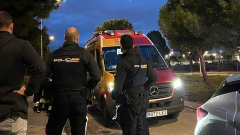 La Policía Nacional en el lugar de los hechos | Foto de Emergencias Madrid