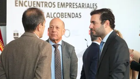 El viceconsejero de Digitalización, Manuel Pérez, durante la clausura del III Encuentro Empresarial de Alcobendas - Foto Comunidad de Madrid