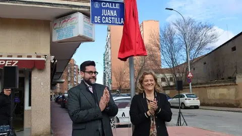 Alcalá de Henares cambia el nombre de la calle Juana la Loca por Juana de Castilla para dignificar su legado