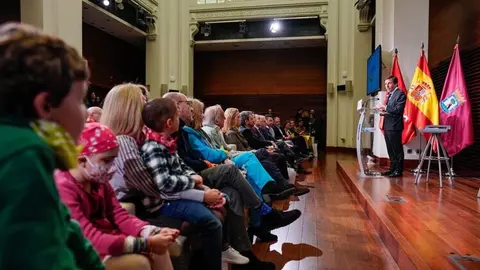 Almeida durante su intervención en la presentación de Casa Aladina´