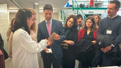 El consejero Viciana en la inauguración de las nuevas instalaciones de Floatech - Foto Comunidad de Madrid