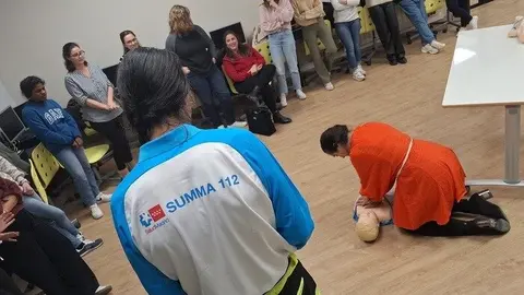 Más de 2.000 nuevos maestros de Primaria en Madrid reciben formación en reanimación cardiopulmonar y atragantamientos