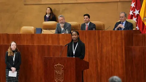 Madrid duplica la participación en el programa de debate escolar Global Classrooms