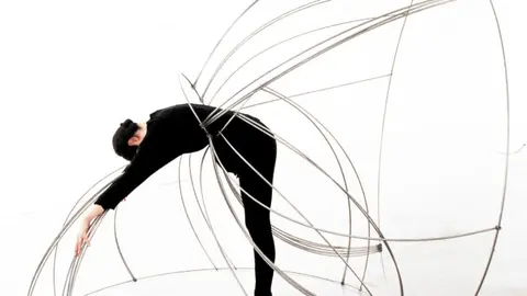 Materia.Tiermpo.-Mar-Solis.-Performance-