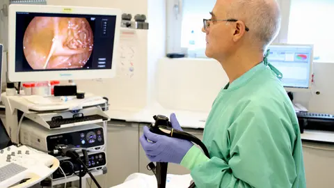 El Hospital de Torrejón participa en un estudio que confirma la seguridad de suspender tratamientos biológicos en enfermedad inflamatoria intestinal