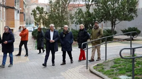 El Ayuntamiento mejora la accesibilidad y seguridad del entorno del Centro de Mayores San Vicente de Paúl en Carabanchel