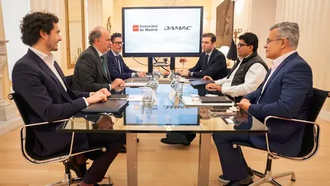 El consejero López-Valverde reunido con dirigentes de la empresa emiratí DAMAC - Group - Foto Comunidad de Madrid