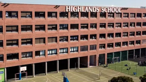 Highlands School El Encinar
