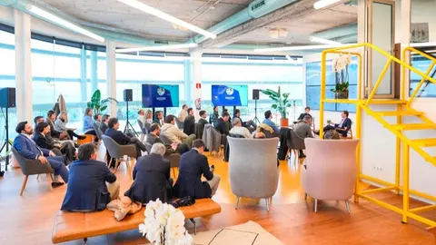 Almeida en la octava edición del programa de internacionalización para startups argentinas ‘Acelerar España’ - Foto Ayuntamiento Madrid