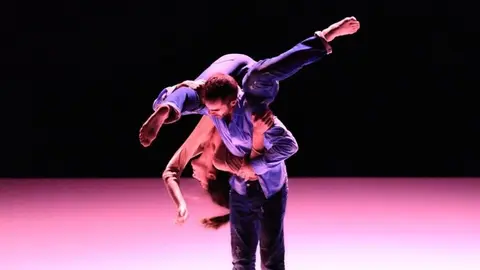 Compania Daniel Abreu La desnudez