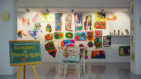 LLÉVAME DONDE HAYA VIDA