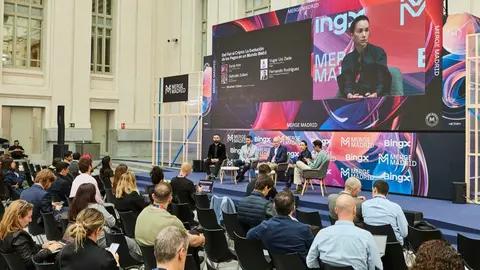Último Merge Madrid en el Palacio de Cibeles en Madrid