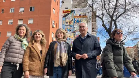 Carabanchel estrena un mural dedicado a Ibáñez que inmortaliza la ‘13, Rue del Percebe’
