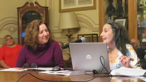 Isamay Benavente y Eugenia Montero - Foto José Belló