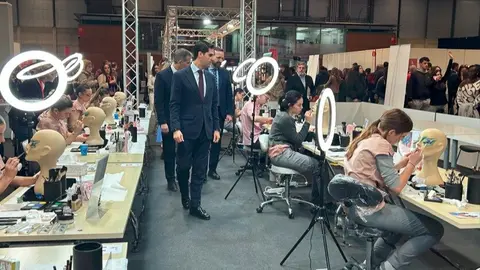 El consejero de Educación en su visita a la competición de  Formación Profesional MadridSkills - Foto Comunidad de Madrid