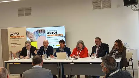 Vicente Pérez reclama una legislación más firme y más medios para combatir el vandalismo contra el patrimonio histórico