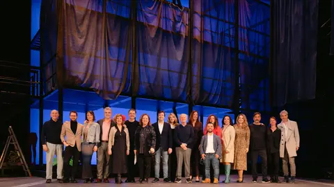 Asistentes a la rueda de prensa - José Belló Aliaga