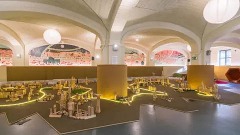 Espacio Abierto celebra abril con arte, libros y luz en una programación para la infancia y la juventud