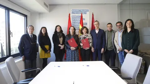 Firma del convenio de colaboración entre el Ayuntamiento de Madrid e IEMEDEP - Foto Ayuntamiento de Madrid