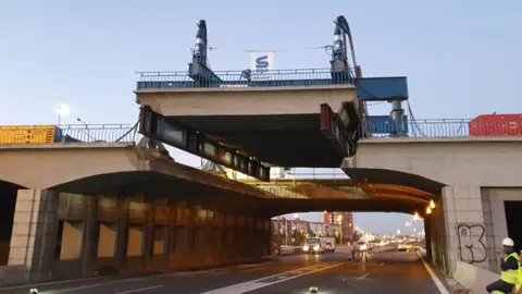 Imagen de archivo de obras en el puente de la avenida del Mediterráneo sobre la M-30