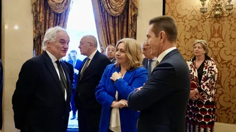 Miguel Garrido (CEIM), Inma Sanz y un directivo de Aresbank - Ayuntamiento de Madrid