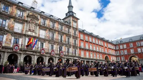 Tamborrada Resurrección Producciones Madrid