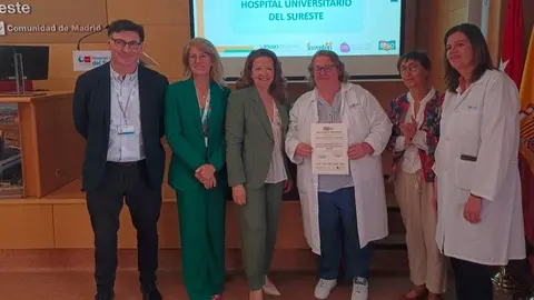 La consejera Matute ha participado en la jornada donde se ha otorgado la acreditación al Hospital del Sureste - Foto Comunidad de Madrid