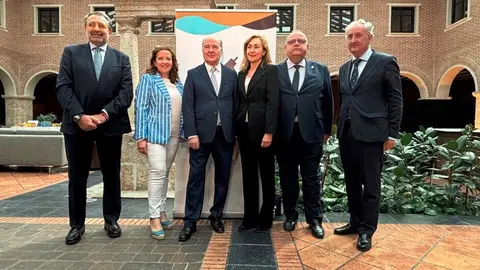 La consejera Matute, en una jornada organizada  por elConsejo de Colegios Oficiales de Médicos de Castilla y León - Foto Comunidad de Madrid