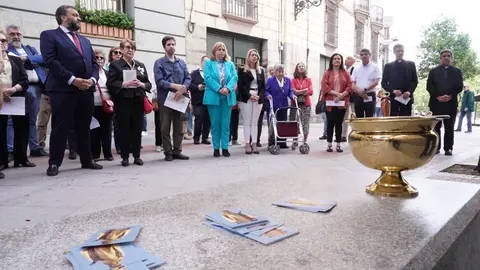 Inma Sanz inaugura una placa en homenaje a la beata María Ana de Jesús, cerrando así los actos por el IV centenario de su fallecimiento
