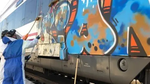actos vandálicos - Renfe